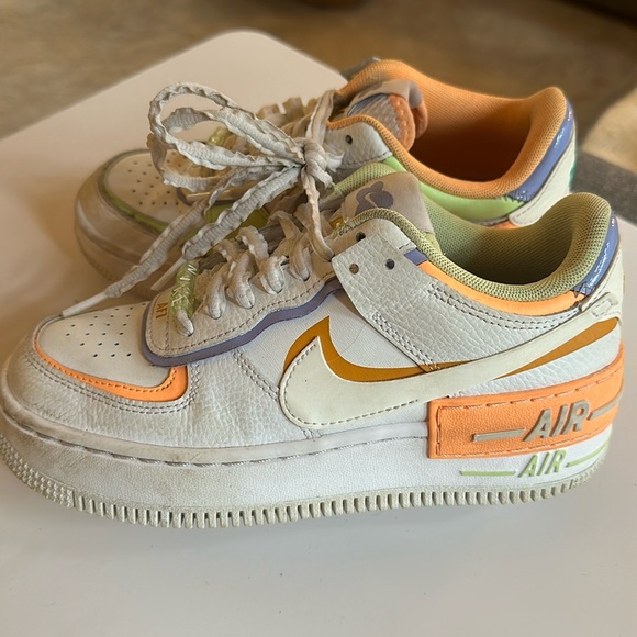 Size 5 Nike Air Force 1 Shadow White/Peach/Cream/Light Liquid Lime size US 5 - Picture 1 of 9